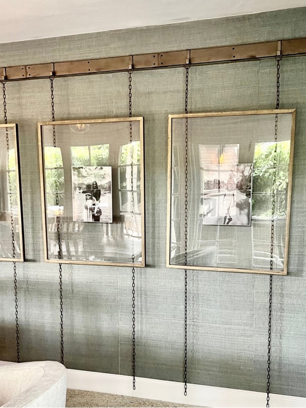 Pottery Barn Picture Frame Rail Chain Wall Decor